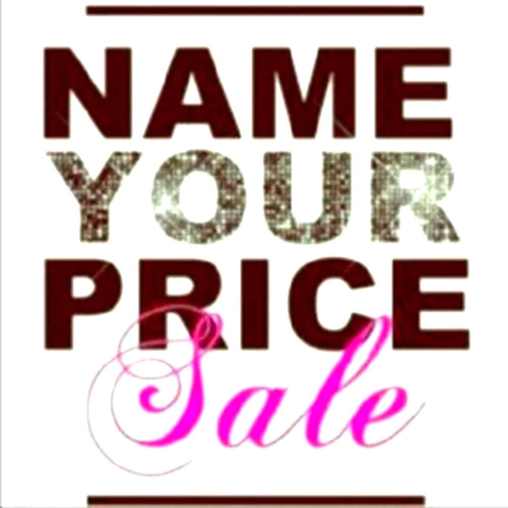 Come make an offer on anything in my closet! Like to get a discount! :)! Thanks!